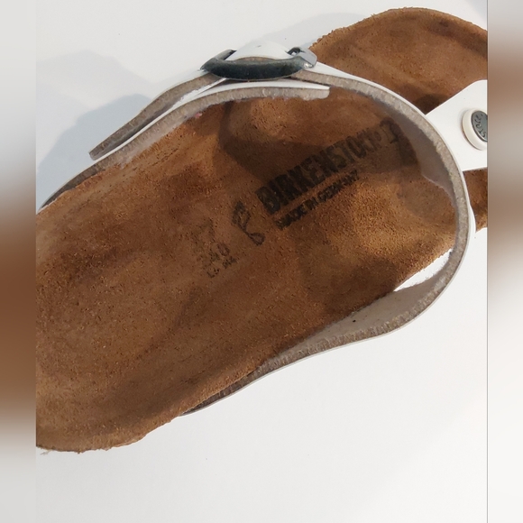 BIRKENSTOCK GIZEH WHITE SIZE 37 WOMENS PRE-OWNED - Picture 6 of 7